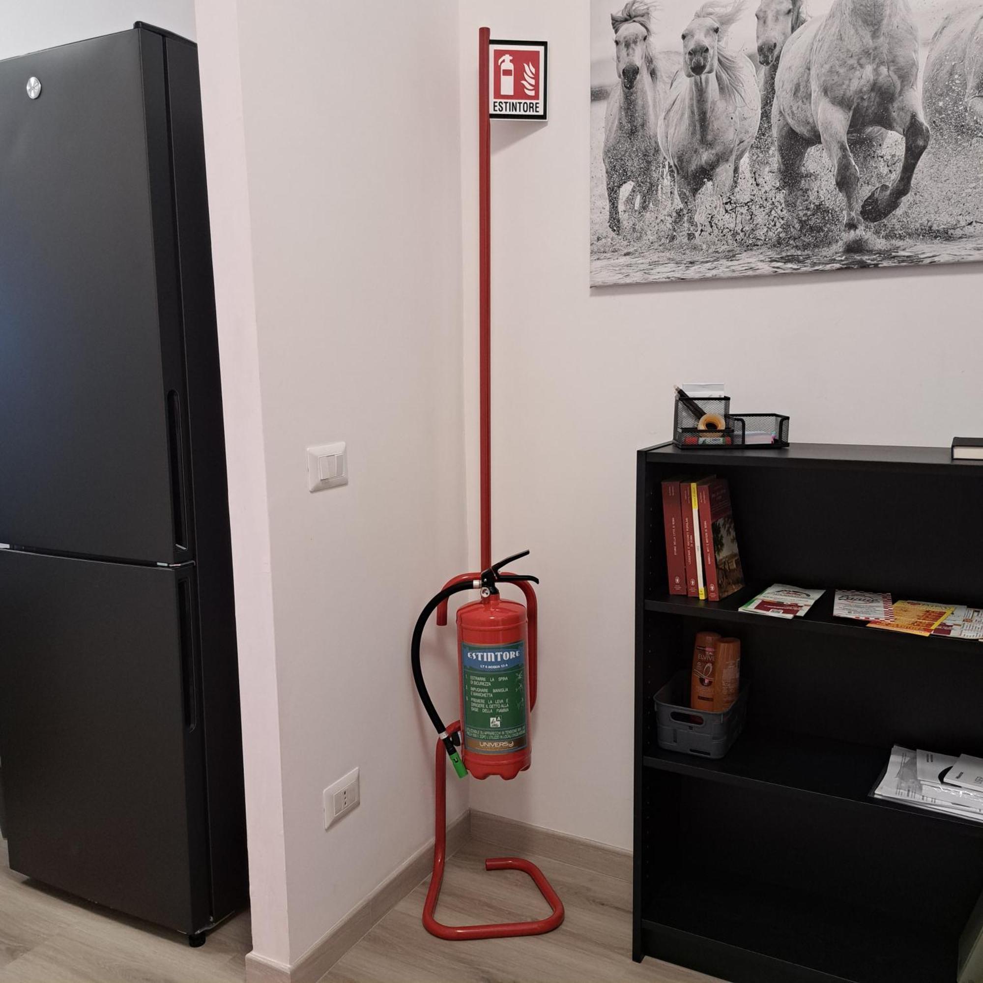 Le Tue Vacanze A Roma-2 Bagni-ben Collegato San Pietro Ferienhaus